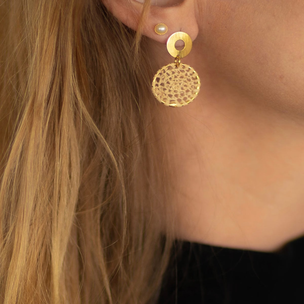 NART small dreamcatcher buriti fiber earrings styled look, natural fiber women's earrings, buy at DOORS NYC