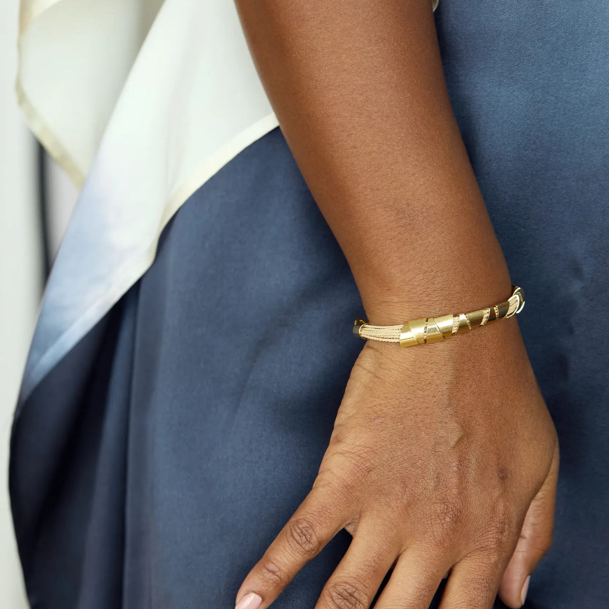 NART stones buriti fiber bracelet worn by model, women's artisan bracelet, buy at DOORS NYC