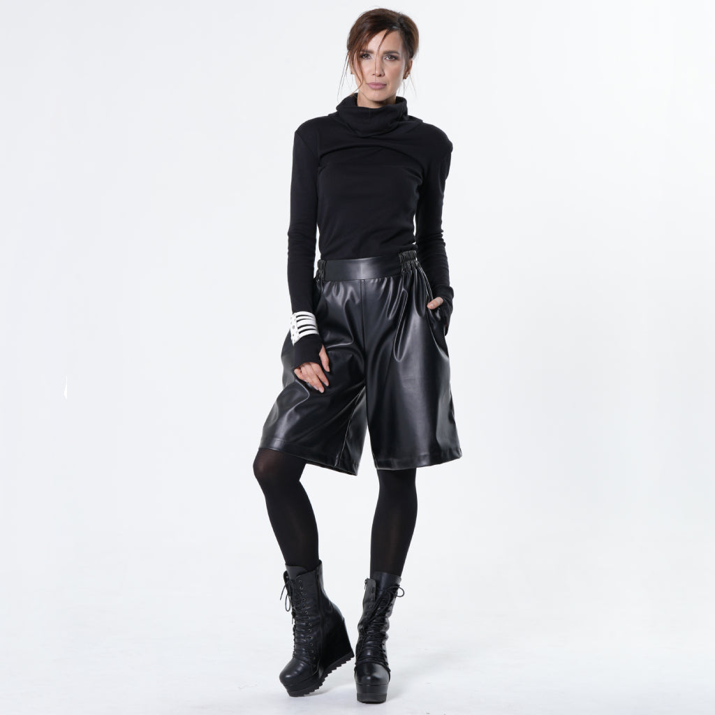 Vegan Leather Bermuda Shorts In Black