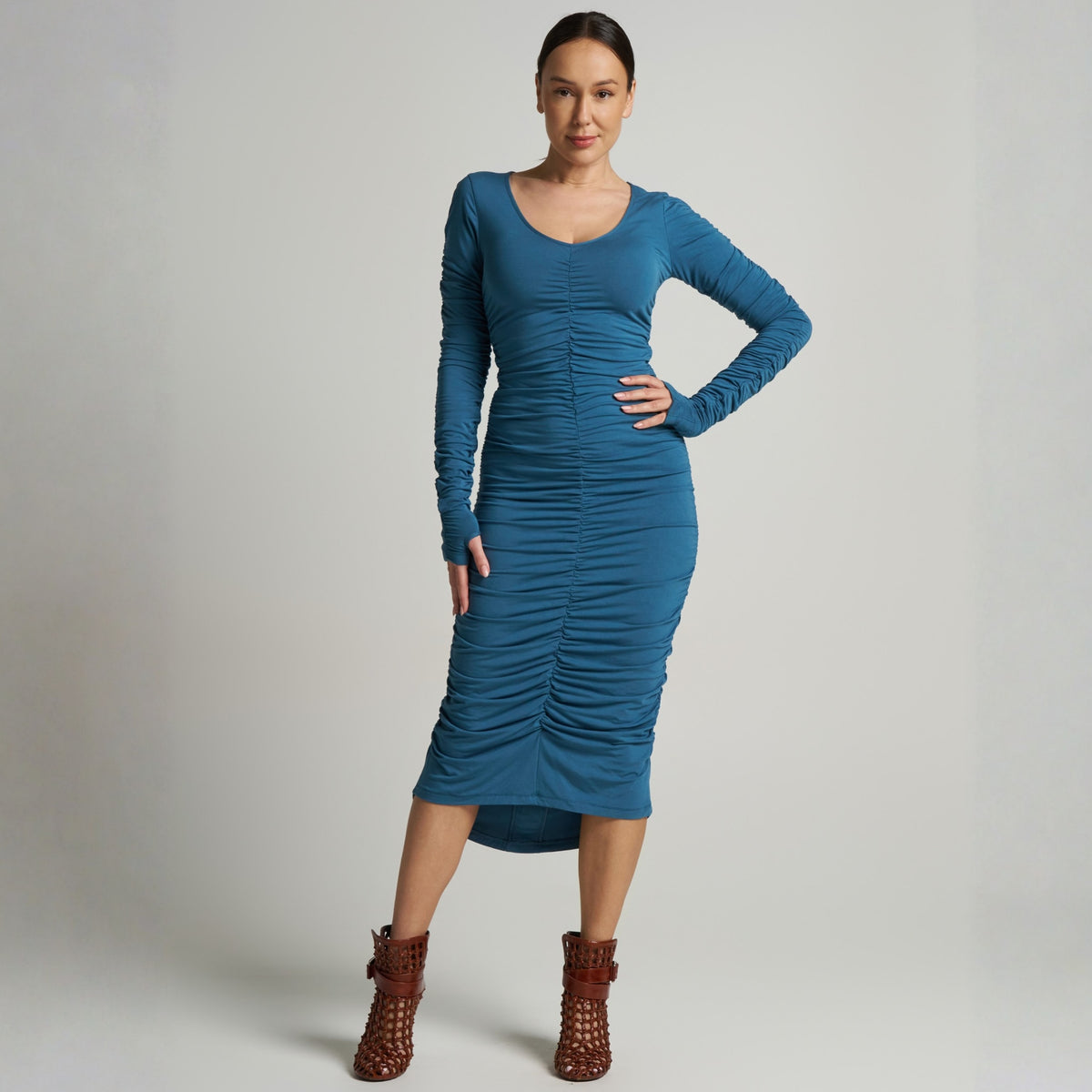LIZ SKORSIS - Viva Scoop Neck Ruched Dress – River, PR Sample at DOORS NYC PR showroom