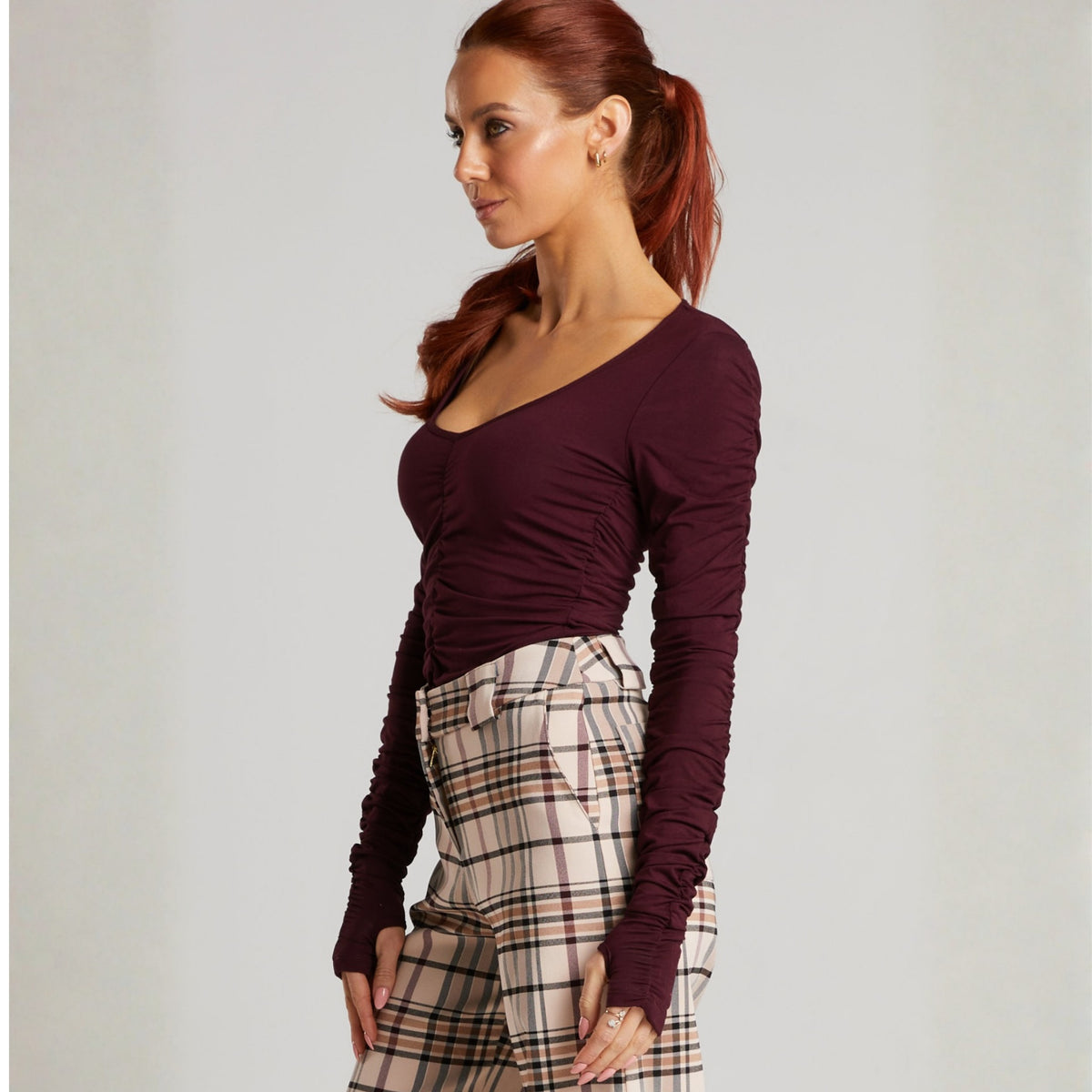 Viva Scoop Ruched Top – Blackberry