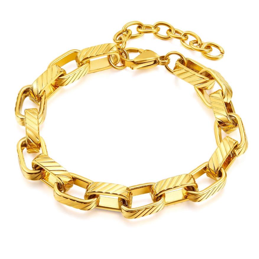 CELOVIS -  Wada Bold Square Link Chain Bracelet | Gold, buy at DOORS NYC