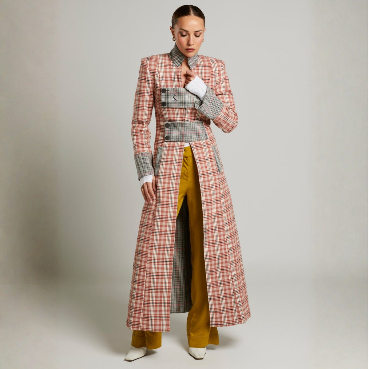 LIZ SKORSIS - Walker Tailored Coat – Blush, PR Sample at DOORS NYC PR showroom