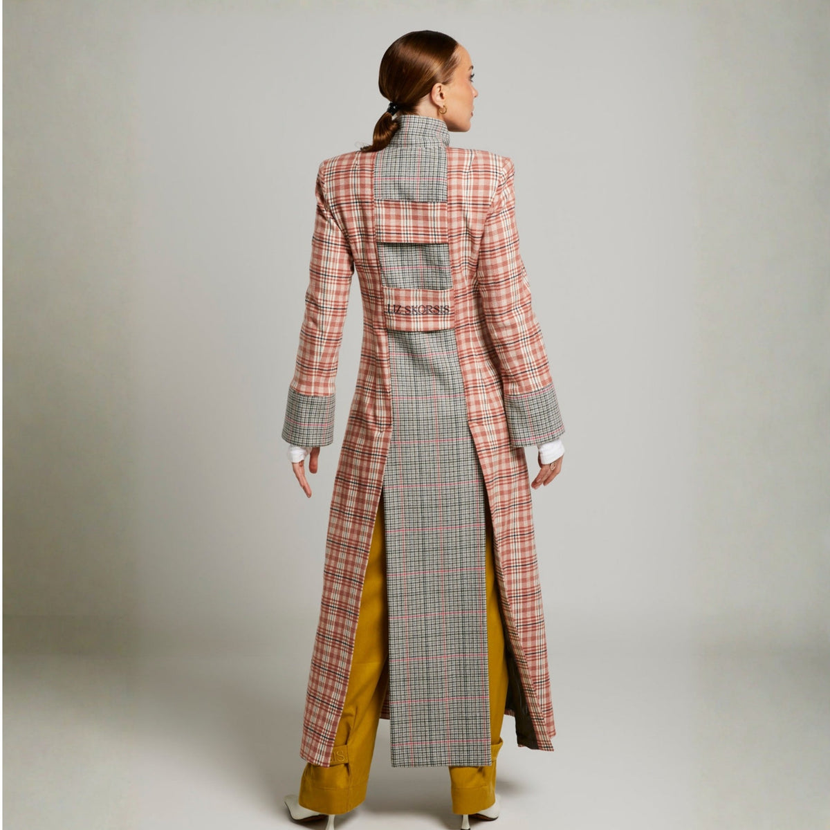 LIZ SKORSIS - Walker Tailored Coat – Blush, PR Sample at DOORS NYC PR showroom