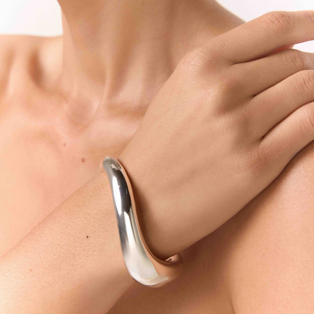 ANNA PRATA - Silver Marea Bracelet, buy at DOORS NYC