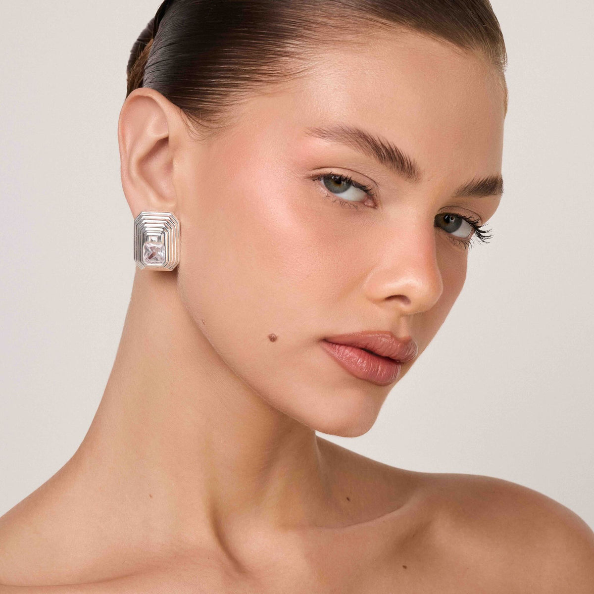 ANNA PRATA - Silver Lumier Earring, buy at DOORS NYC