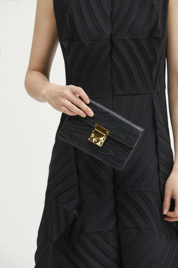 JANEPAIK SEOUL﻿ - Clutch M | Black, buy at DOORS NYC