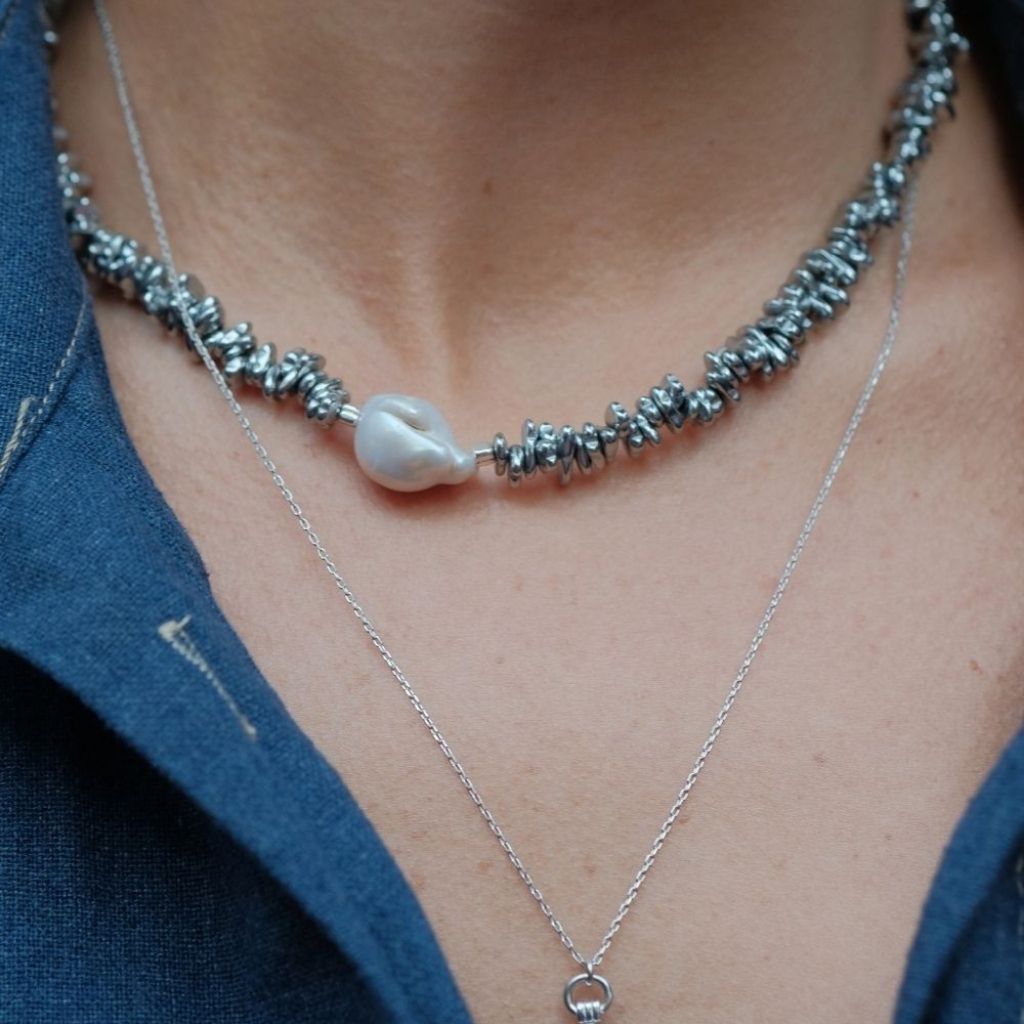 LINYA JEWELLERY - Halia Gray Hematite Necklace with Baroque Pearl, buy at DOORS NYC