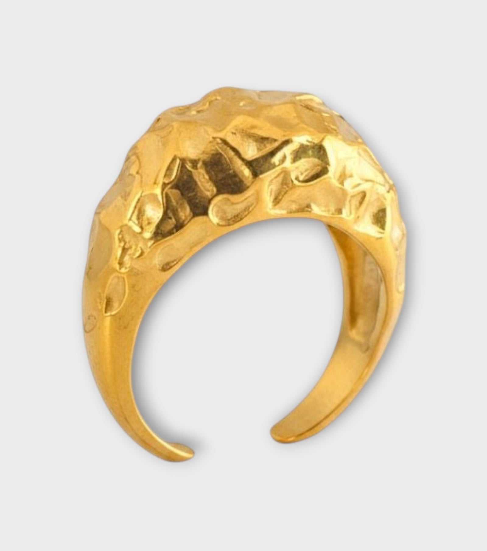 Amorphous Shiny Gold Oval Signet Ring