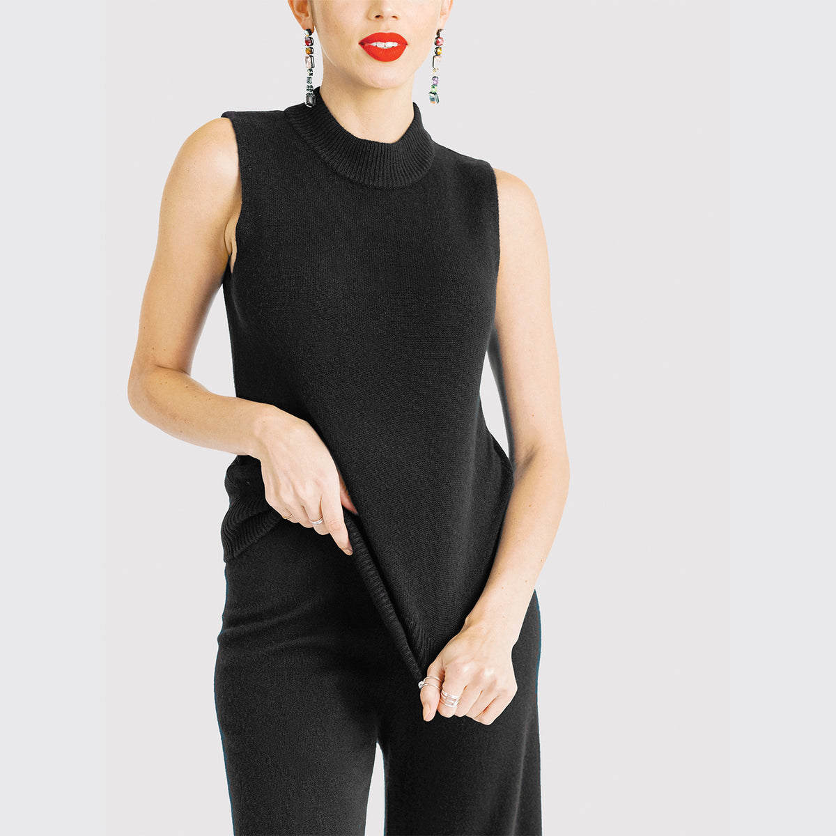 Cashmere Mockneck Sleeveless Top | Black